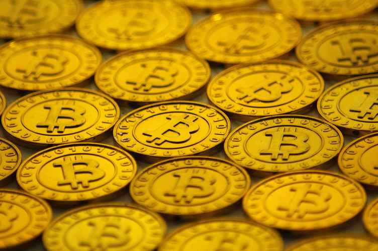 An efficient mining rig hosted in a low-energy facility, demonstrating cost-effective crypto mining strategies